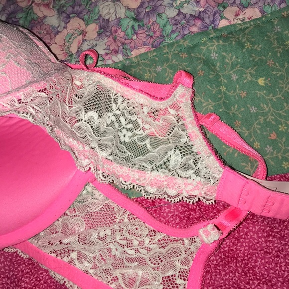 VS bra - Picture 3 of 4
